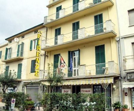 Hotel Firenze Viareggio Exterior photo